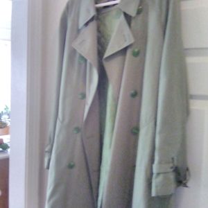 Ladies New York & Company Pale Green Car Coat with Belt (XL)
